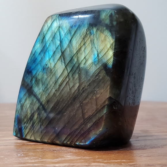 Labradorite Crystal Freeform 0.59 pounds - Picture 9 of 10
